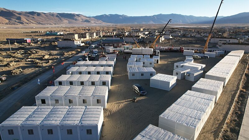 38_Families_Relocate_to_Prefabricated_Homes_in_Xizang_After_Earthquake