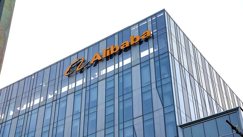 Alibaba_Partners_with_Apple_on_AI_Features__Shares_Soar_to_3_Year_High