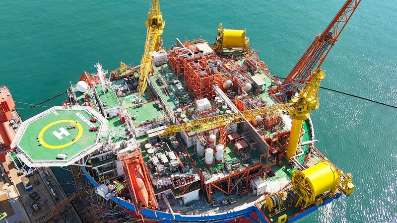 Asia_s_First_Cylindrical_FPSO__Haikui_No_1__Completes_Construction_in_Qingdao