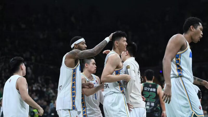 Beijing Ducks Secure Narrow 106-105 Victory Over Liaoning Beijing_Ducks_Secure_Narrow_106_105_Victory_Over_Liaoning