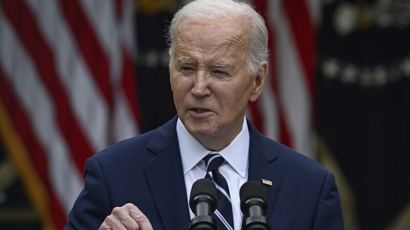 Biden_s_Tariff_Hike_on_Chinese_Imports_Sparks_US_Economic_and_Climate_Concerns