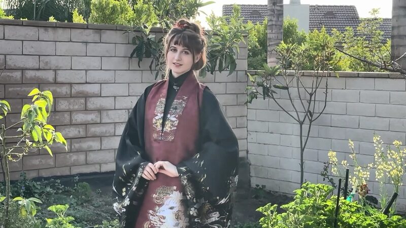 Boston_Enthusiast_Promotes_Hanfu__Bridging_Cultures_Between_USA_and_China video poster