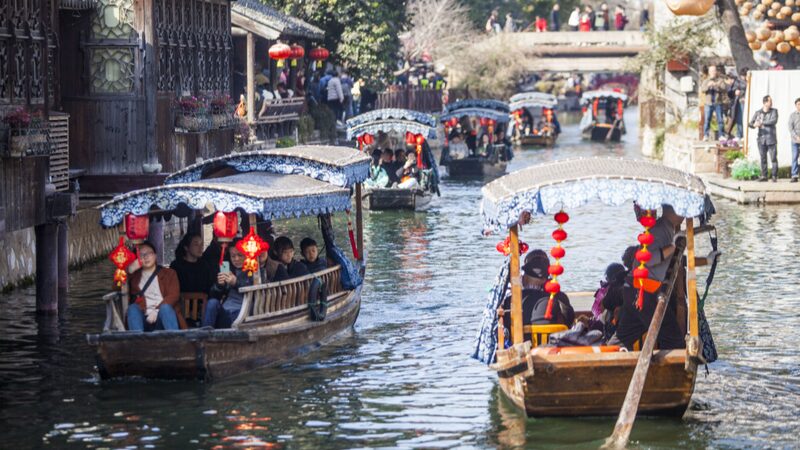Celebrate_Spring_Festival_with_Scenic_Boat_Tours_in_Huzhou_s_Nanxun_Ancient_Town