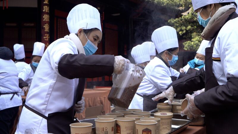 Chengdu_Celebrates_Laba_Festival_with_Special_Congee_Tradition video poster