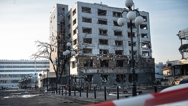 China_Advocates_Dialogue_to_Resolve_Ukraine_Crisis
