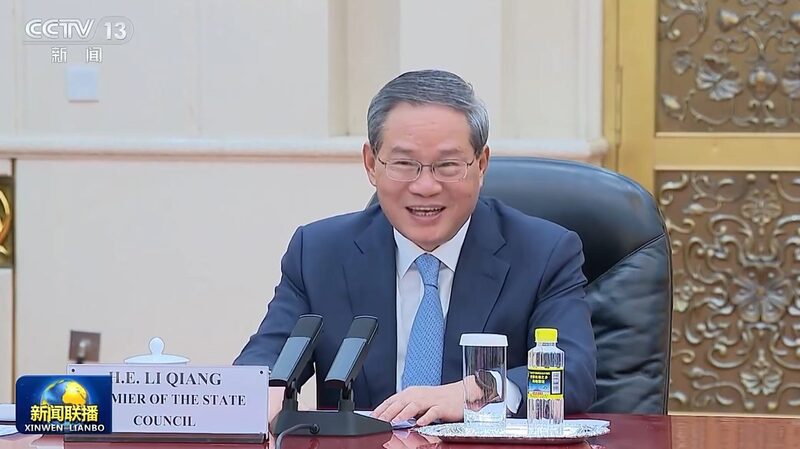 China Commits to Deepening Economic Reforms and Expanding Global Cooperation China_Commits_to_Deepening_Economic_Reforms_and_Expanding_Global_Cooperation
