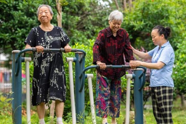 China Proposes Raising Retirement Age to Address Demographic Shifts China_Proposes_Raising_Retirement_Age_to_Address_Demographic_Shifts