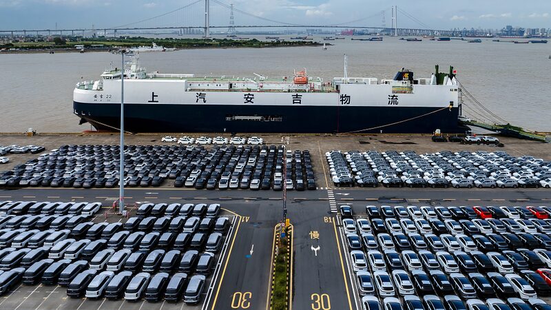 China and EU Push for Dialogue to Resolve Electric Vehicle Trade Dispute China_and_EU_Push_for_Dialogue_to_Resolve_Electric_Vehicle_Trade_Dispute