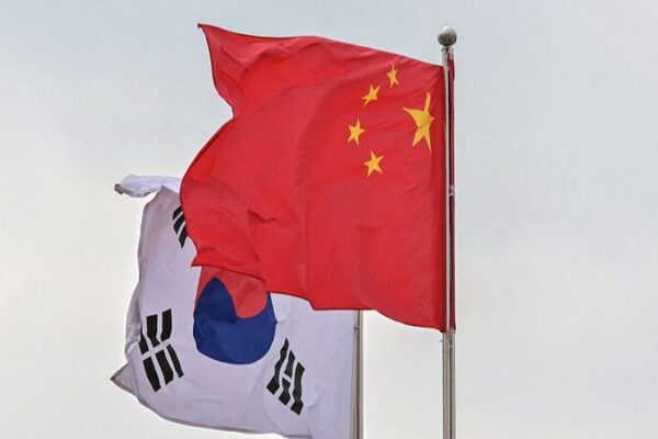 China and South Korea Strengthen Economic Ties with Samsung Collaboration China_and_South_Korea_Strengthen_Economic_Ties_with_Samsung_Collaboration