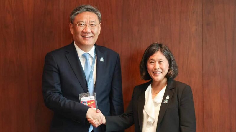 China_and_US_Commerce_Leaders_Discuss_Trade_at_WTO_Conference