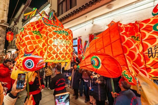 China’s 2025 Spring Festival Sparks 501M Trips, 7% Spending Surge China_s_2025_Spring_Festival_Sparks_501M_Trips__7__Spending_Surge
