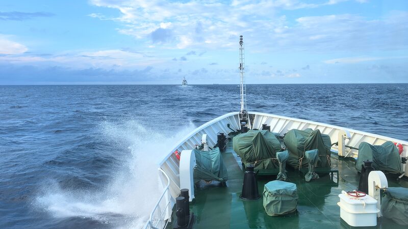 China_s_Coast_Guard_Urges_Philippines_to_Halt_Huangyan_Dao_Intrusion