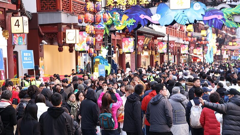 China_s_Consumption_Boom__Global_Opportunities_on_the_Rise