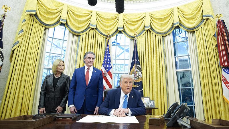 China_s_Economy_Powers_Through_U_S__Tariffs__Fuels_Green_Tech_Surge - My Global News: Voices of a New Era China_s_Economy_Powers_Through_U_S__Tariffs__Fuels_Green_Tech_Surge