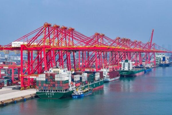 China’s Foreign Trade Surges in 2024: A Sign of Economic Resilience China_s_Foreign_Trade_Surges_in_2024__A_Sign_of_Economic_Resilience