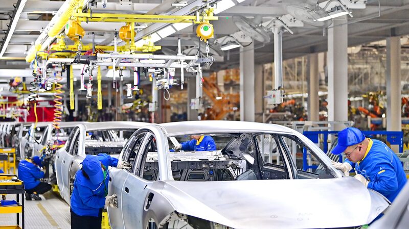 China_s_Machinery_Sector_Soars_in_H1_Fueled_by_Smart_and_Green_Innovations