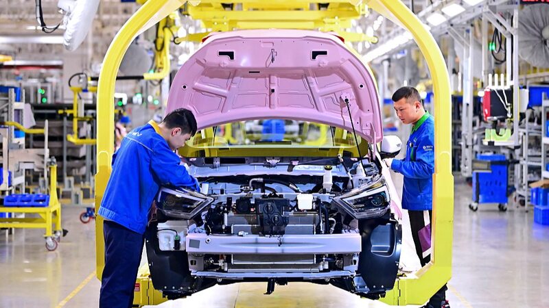 China_s_New_Energy_Sector_Thrives_Amid_Overcapacity_Claims