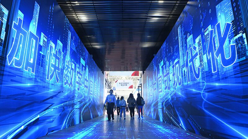 China_s_Patient_Capital_Fuels_Tech_Innovation_Across_Micro_to_Macro_Levels