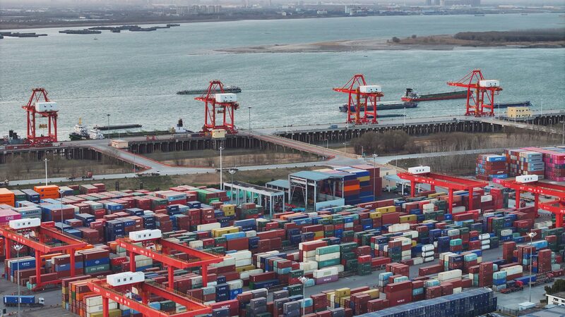 China_s_Prices_Stabilize_as_Economy_Gains_Momentum_in_2025