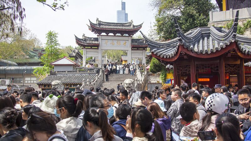 China_s_Qingming_Festival__Honoring_Ancestors_and_Spring_Adventures