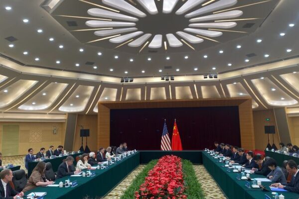 China’s Vice Premier Meets U.S. Treasury Secretary to Strengthen Economic Ties China_s_Vice_Premier_Meets_U_S__Treasury_Secretary_to_Strengthen_Economic_Ties