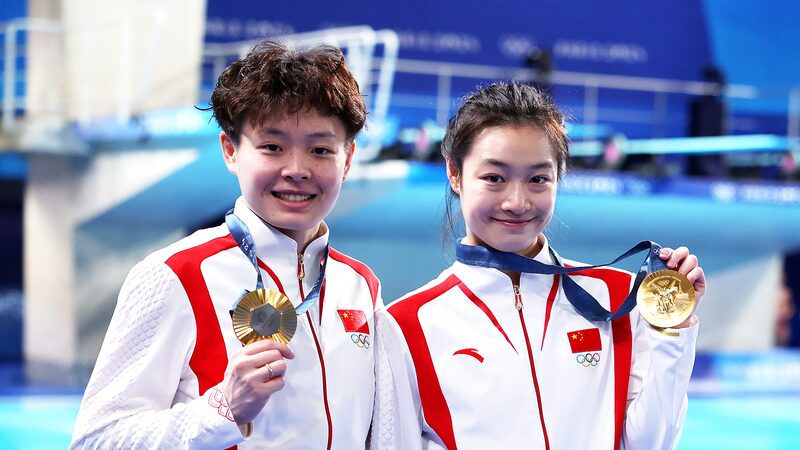 Chinese_Duo_Clinches_Gold_in_Women_s_Synchronized_3m_Diving_at_Paris_2024