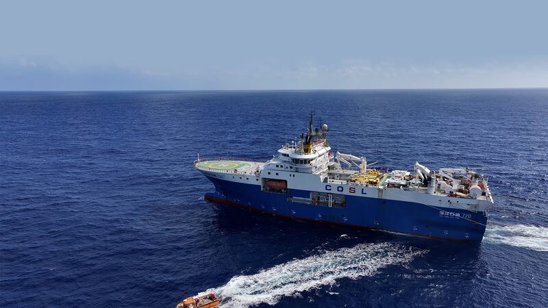 Chinese_Mainland_Launches_Pioneering_3_000_Meter_Deep_Sea_Oil_Exploration video poster