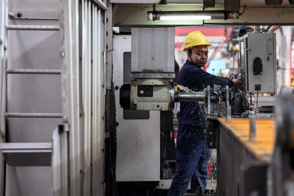 Chinese_Mainland_s_Manufacturing_Bounce_Back__PMI_Enters_Growth_Zone_in_October