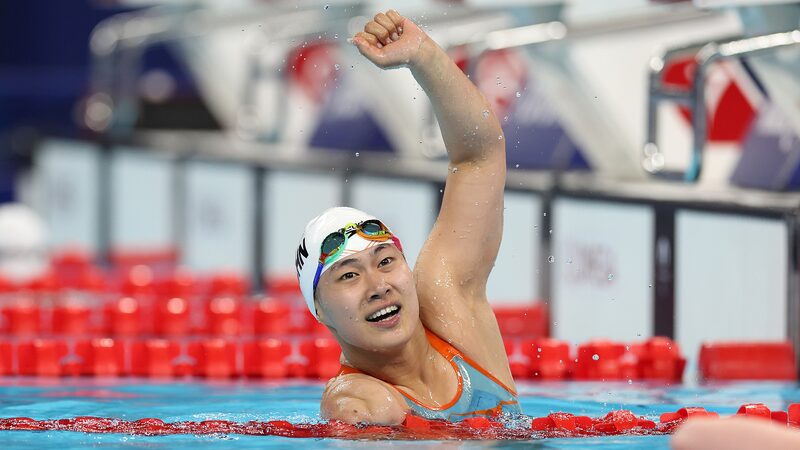 Chinese_Swimmers_Make_a_Splash_with_Record_Breaking_Success_at_2024_Paralympics