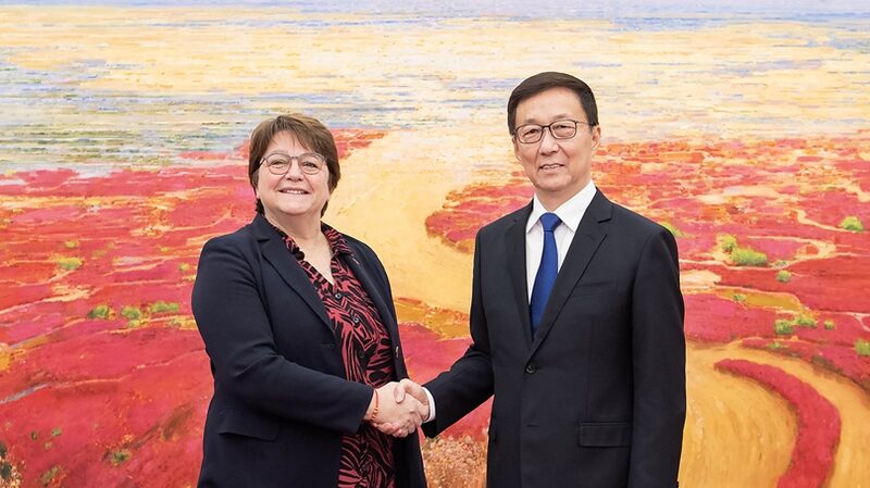 Chinese_VP_Han_Zheng_Hosts_French_Delegation_at_60th_Anniversary_Dialogue
