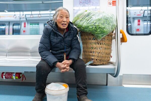 Chongqing_Embraces_Farmers__Bamboo_Baskets_on_Subways