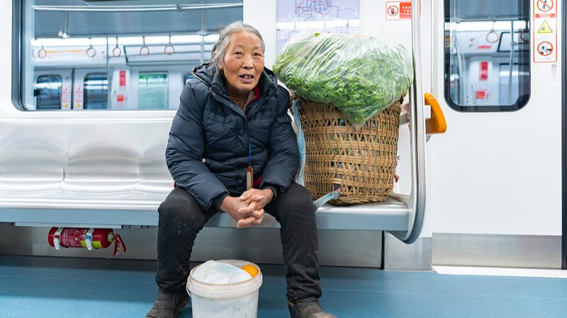 Chongqing_Embraces_Farmers__Bamboo_Baskets_on_Subways