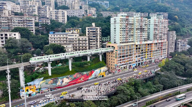 Chongqing_s_Liziba_Station__The_Train_That_Vanishes_Into_a_Building