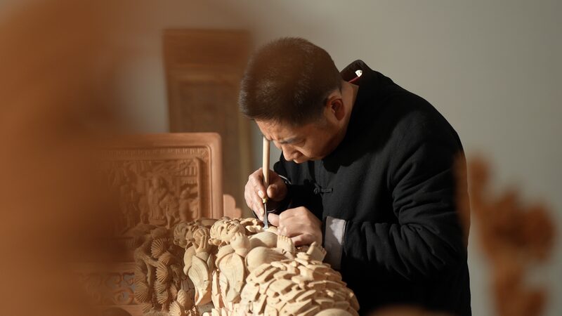 Crafting Culture: Huizhou Wood Carving and Wang Dehong’s 40-Year Journey Crafting_Culture__Huizhou_Wood_Carving_and_Wang_Dehong_s_40_Year_Journey video poster