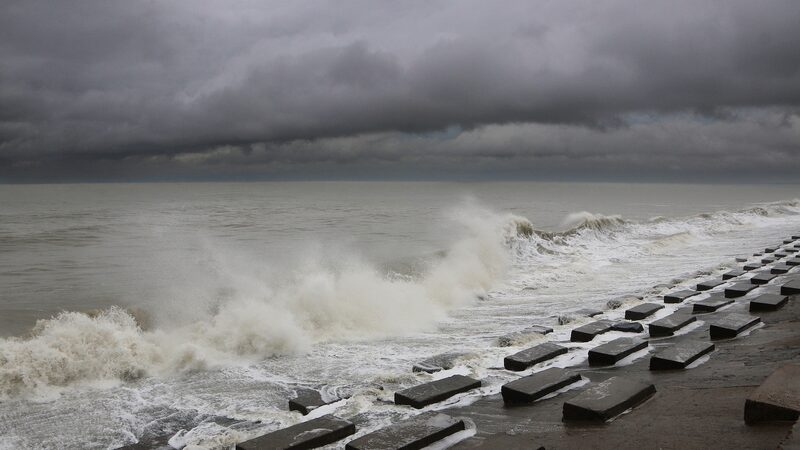 Cyclone_Dana_Hits_Eastern_India__Heavy_Rains_and_Strong_Winds_Cause_Extensive_Damage