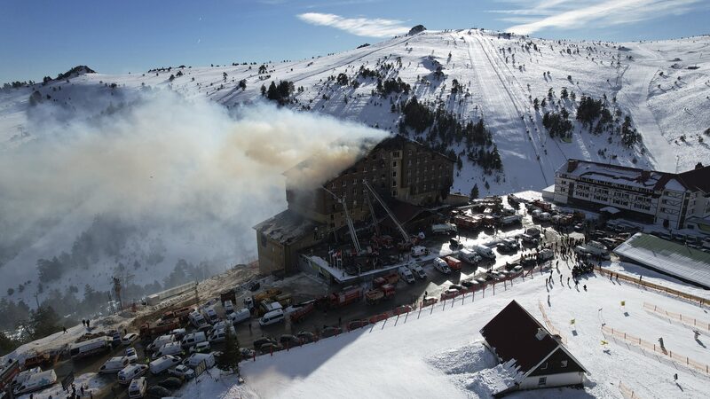Death_toll_rises_to_76_in_Tu_rkiye_ski_resort_fire