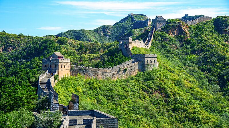 Discover_Jinshanling__A_Majestic_Section_of_China_s_Great_Wall_Enhancing_Local_Economy video poster