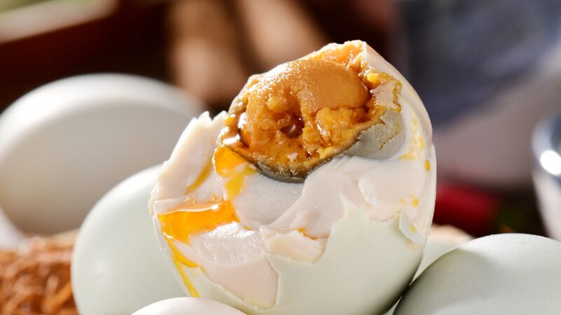 Discover_Yanfeng_Salted_Duck_Eggs__Hainan_s_Traditional_Delight