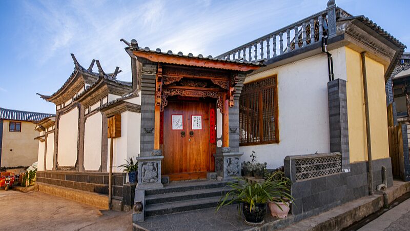 Discover_the_Tranquil_Beauty_of_Jianchuan_Wood_Carving_Art_Town_poster-2 - My Global News: Voices of a New Era Discover_the_Tranquil_Beauty_of_Jianchuan_Wood_Carving_Art_Town video poster