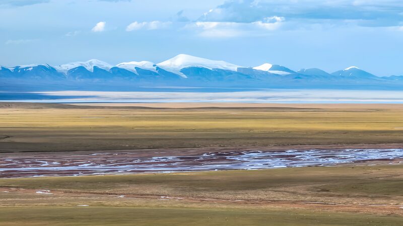 Discover_the_Untouched_Beauty_of_Hoh_Xil_s_Pristine_Wilderness