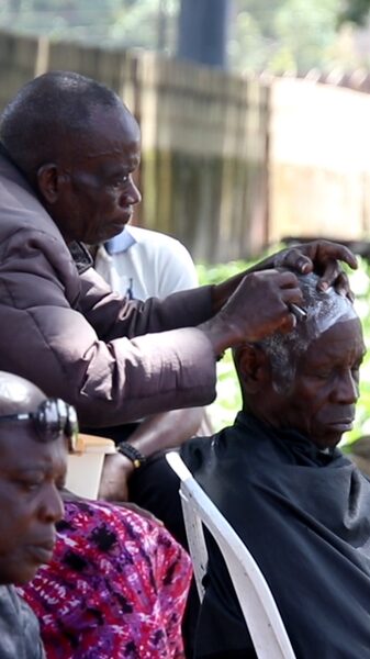 Eco_Friendly_Barber_Salon_Flourishes_Under_Trees_in_Jos_poster - My Global News: Voices of a New Era Eco_Friendly_Barber_Salon_Flourishes_Under_Trees_in_Jos video poster