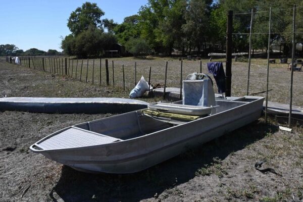El NiƱo Drought Cuts Botswanaās GDP by 38% El_Nin_o_Drought_Cuts_Botswana_s_GDP_by_38_