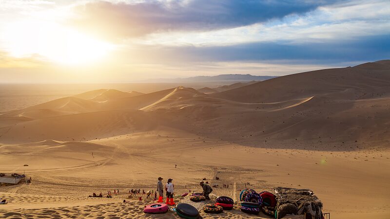 Experience the Thrill of Sand Sliding in Gansu’s Desert Marvel Experience_the_Thrill_of_Sand_Sliding_in_Gansu_s_Desert_Marvel