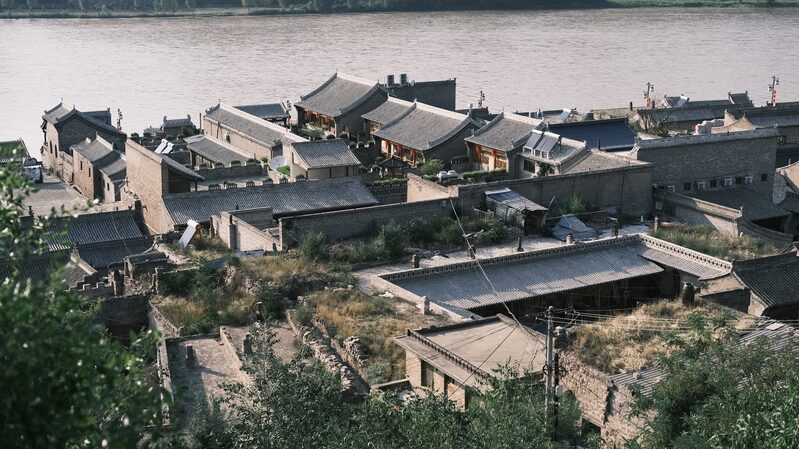 Explore Qikou Town: Shanxi’s Timeless Treasure by the Yellow River Explore_Qikou_Town__Shanxi_s_Timeless_Treasure_by_the_Yellow_River