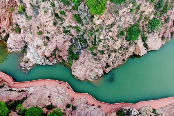 Exploring the Cultural and Natural Beauty of the Sanggan River Valley in the Chinese Mainland Exploring_the_Cultural_and_Natural_Beauty_of_the_Sanggan_River_Valley_in_the_Chinese_Mainland video poster