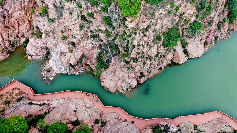 Exploring_the_Cultural_and_Natural_Beauty_of_the_Sanggan_River_Valley_in_the_Chinese_Mainland video poster