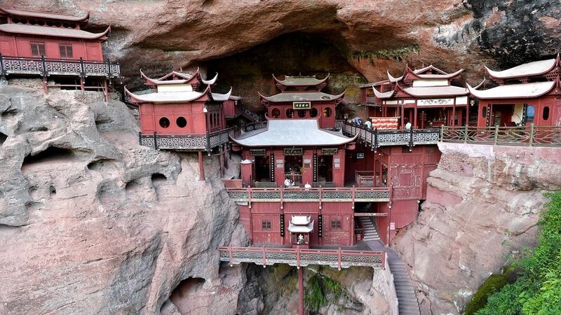 Ganlu Temple: A Timeless Marvel in Fujian’s Danxia Rock Cave Ganlu_Temple__A_Timeless_Marvel_in_Fujian_s_Danxia_Rock_Cave
