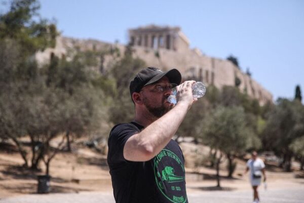 Greece Braces for Severe Water Shortages Amid Record-Breaking Warm Winter Greece_Braces_for_Severe_Water_Shortages_Amid_Record_Breaking_Warm_Winter