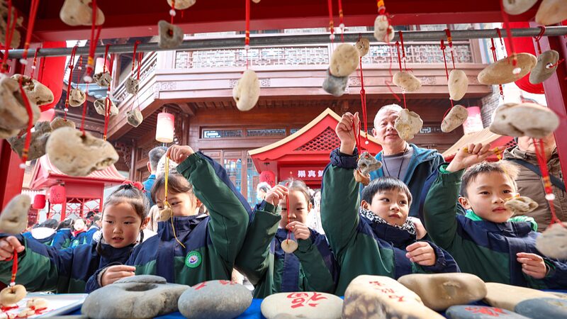 Hanjiang_River_Shines_as_Xiangyang_Hosts_Vibrant_Chuantian_Festival - My Global News: Voices of a New Era Hanjiang_River_Shines_as_Xiangyang_Hosts_Vibrant_Chuantian_Festival