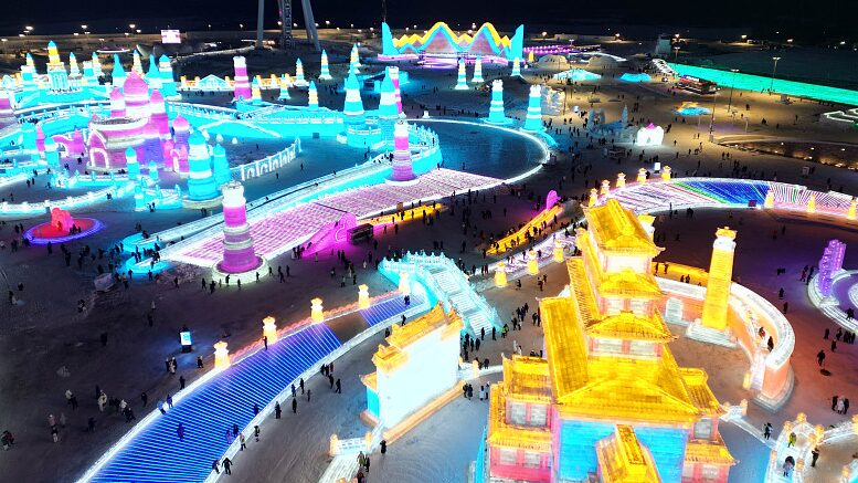 Harbin Ice and Snow World Opens Its Glittering Gates to Winter Enthusiasts Harbin_Ice_and_Snow_World_Opens_Its_Glittering_Gates_to_Winter_Enthusiasts